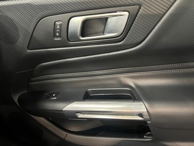 2024 Ford Mustang — photo 14 view