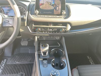 2026 Nissan Rogue - Photo 7