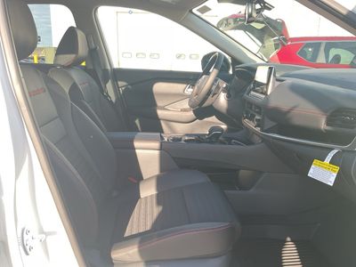 2026 Nissan Rogue - Photo 9