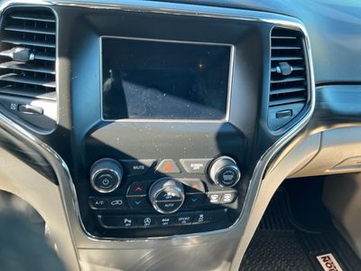 2020 Jeep Grand Cherokee - Photo 12
