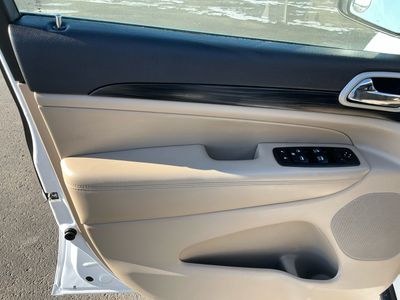 2020 Jeep Grand Cherokee - Photo 6