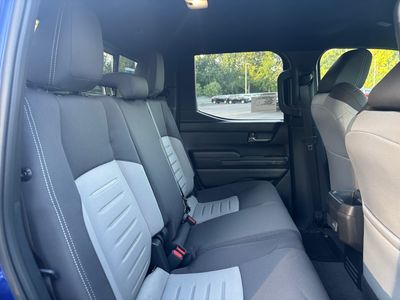2025 Toyota Tacoma — photo 10 view
