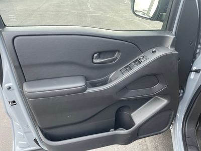 2026 Nissan Frontier - Photo 12