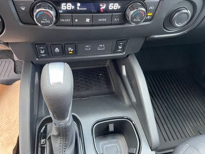 2026 Nissan Frontier - Photo 15