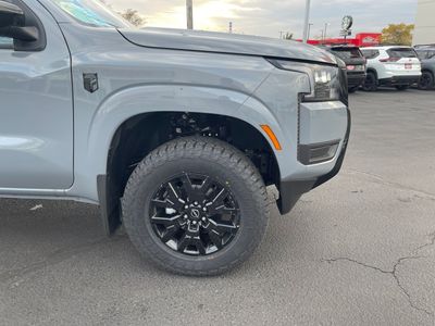 2026 Nissan Frontier - Photo 8