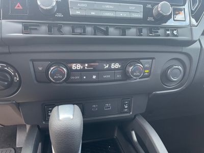 2026 Nissan Frontier - Photo 10