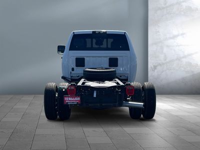 2026 Ram 3500 Chassis Cab - Photo 5