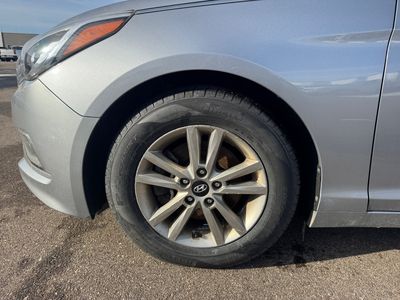 2015 Hyundai Sonata — photo 11 view