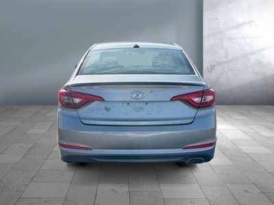 2015 Hyundai Sonata — photo 7 view