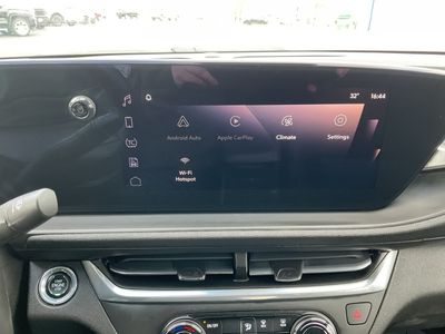 2024 Buick Envista — photo 11 view