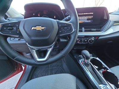 2024 Chevrolet Trax — photo 15 view