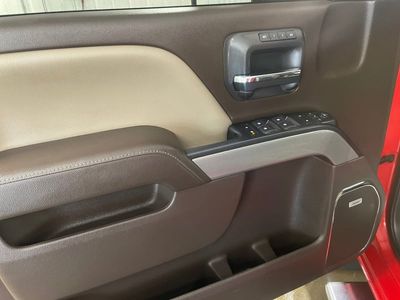 2018 Chevrolet Silverado 2500HD - Photo 10