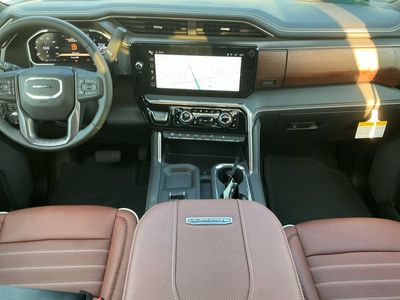 2026 GMC Sierra 2500HD — photo 15 view