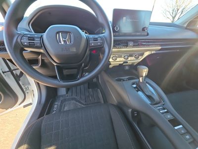 2025 Honda HR-V — photo 13 view