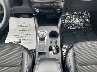 2024 Ford Escape - Photo 8