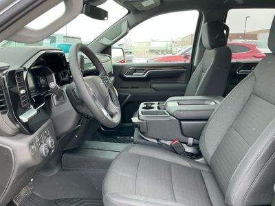 2026 Chevrolet Silverado 1500 - Photo 13