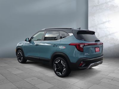 2026 Kia Seltos — rear three-quarter view