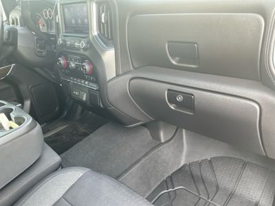 2022 Chevrolet Silverado 1500 LTD — photo 11 view