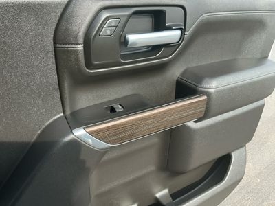 2022 Chevrolet Silverado 1500 LTD — photo 14 view