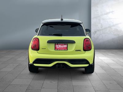 2024 MINI Hardtop 2 Door — interior view