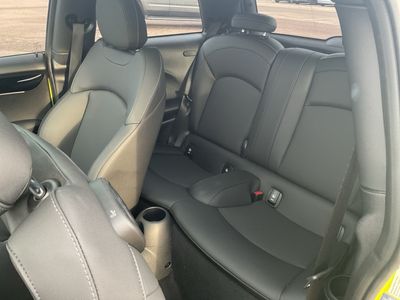 2024 MINI Hardtop 2 Door — photo 7 view