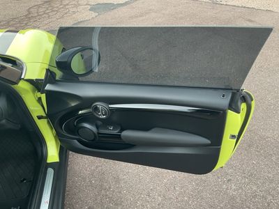 2024 MINI Hardtop 2 Door — photo 8 view