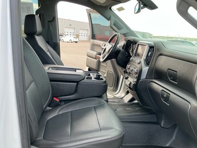 2021 GMC Sierra 1500 — engine compartment view