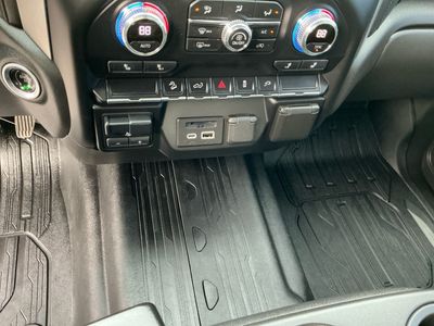 2021 GMC Sierra 1500 — photo 8 view