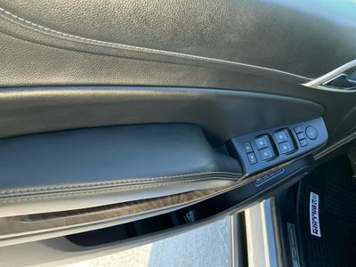 2018 GMC Yukon — photo 10 view