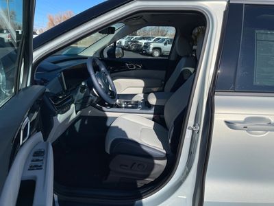 2026 Kia Carnival Hybrid - Photo 7