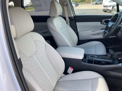 2026 Kia Sorento - Photo 15