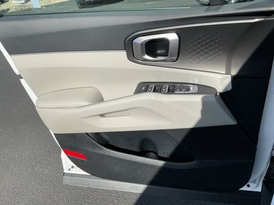 2026 Kia Sorento - Photo 8