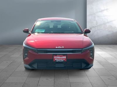 2025 Kia K4 - Photo 2
