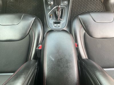 2020 Jeep Cherokee — photo 14 view