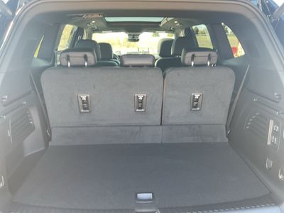 2025 GMC Acadia — photo 10 view