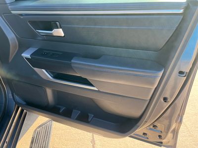 2024 Toyota Tundra 4WD — photo 12 view