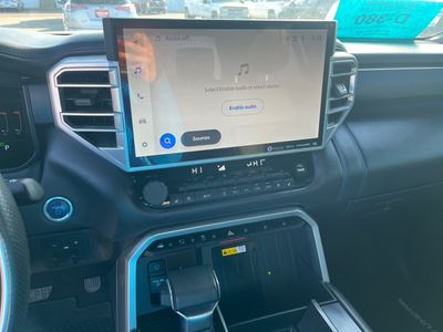 2024 Toyota Tundra 4WD — photo 13 view