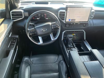 2024 Toyota Tundra 4WD — photo 8 view