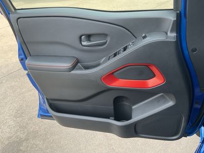 2026 Nissan Frontier — photo 12 view