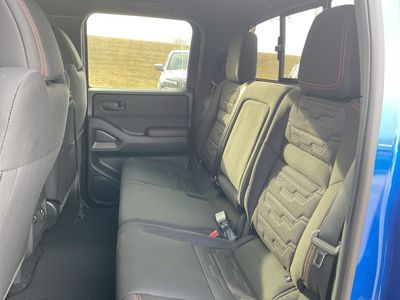 2026 Nissan Frontier — photo 15 view