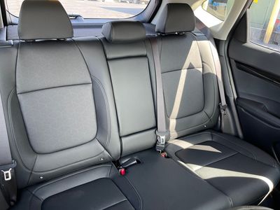 2026 Kia Seltos — photo 12 view
