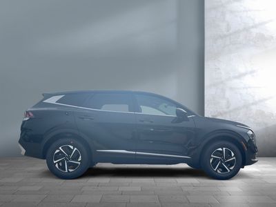 2025 Kia Sportage Hybrid — detail view