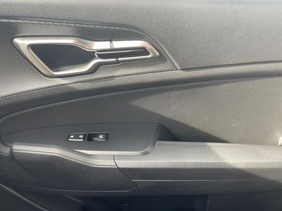 2025 Kia Sportage Hybrid — engine compartment view