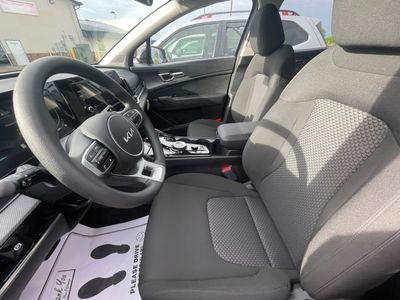 2025 Kia Sportage Hybrid — photo 7 view