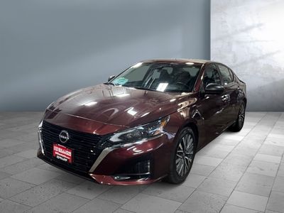2024 Nissan Altima — side profile view