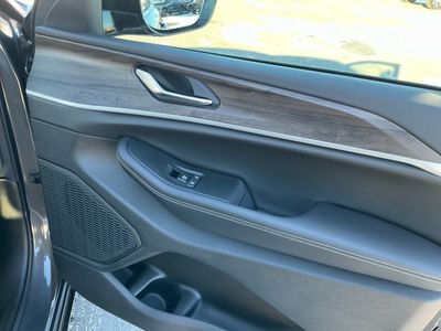 2025 Jeep Grand Cherokee L - Photo 8