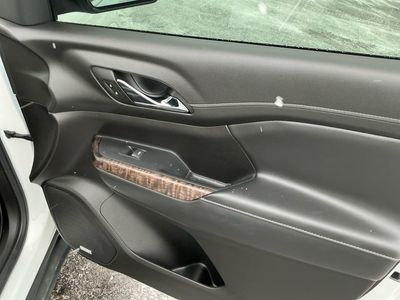 2023 GMC Acadia — photo 12 view