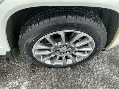 2023 GMC Acadia — photo 10 view