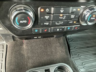 2019 Ford F-150 — photo 12 view