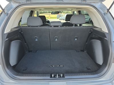 2023 Hyundai Venue — photo 14 view